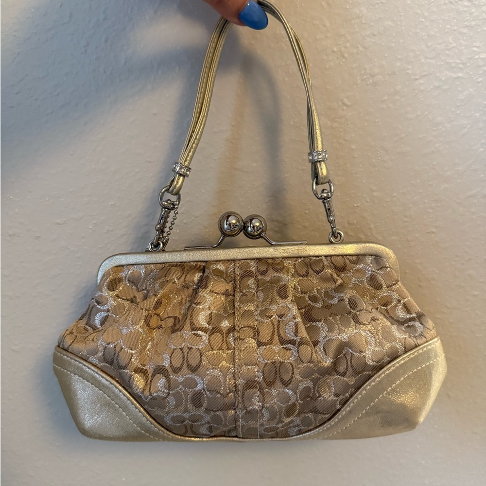 Coach Lurex Good Chenille Signature C Framed Kiss Lock Clutch Purse Limited - Picture 2 of 14